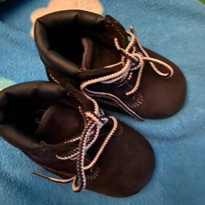 COPY - Timberland boy booties and matching hat